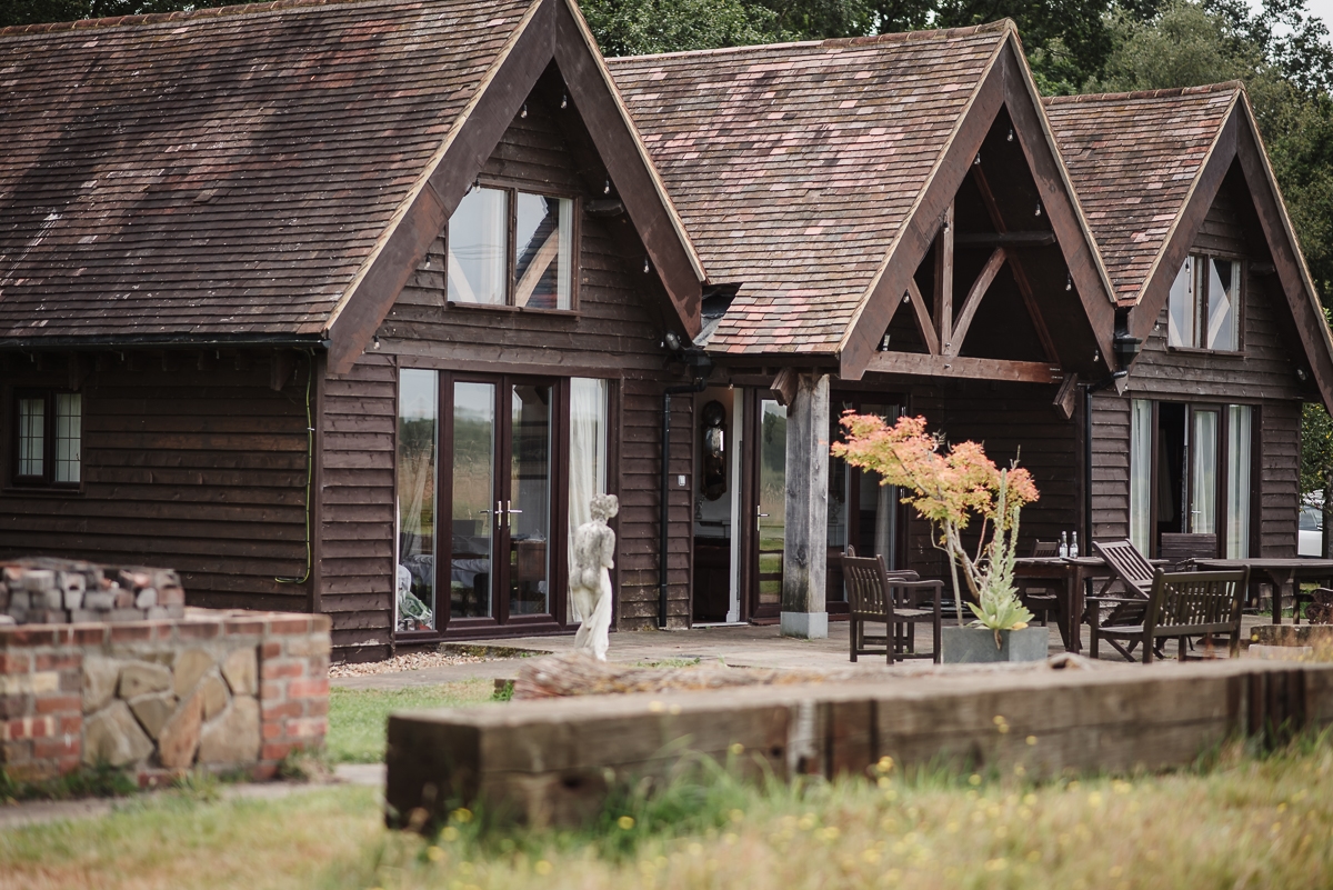 Bridal getting ready location at House on the Brooks